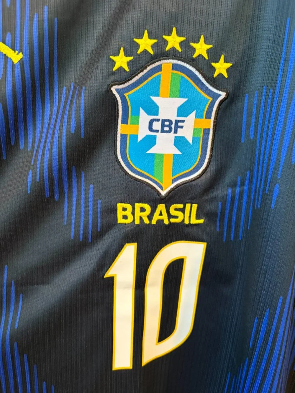 Neymar #10 Brasil Fan Soccer Jersey Red W/WC PATCHES L 2026 World Cup Away